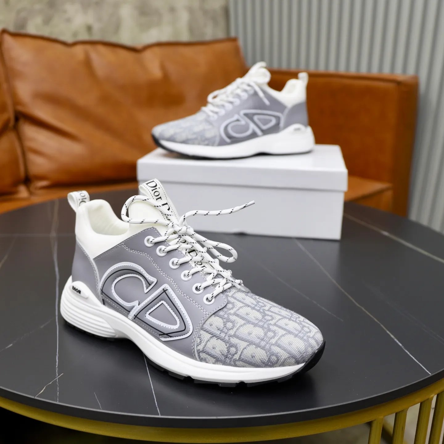 Ex-factory price: 462💰🙅‍♂️🙅‍♂️🙅‍♂️ Brand: Dior DIOR Standard code: 38-44 (45 customized) Grade: Same as the official website Material: Original material splicing Comfortable and breathable lining Lightweight and wear-resistant sports outsole Style category: Men's fashionable casual shoes Running sneakers Distinguished luxury brand elements Top luxury Color: actual picture color